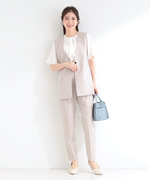 SHOO・LA・RUE(シューラルー)の「【セットアップ可/洗濯後しわになりにくい/S-LL】シンプルで合わせやすい ノーカラージレ(ベスト・レディース・ナチュラル/ネイビー/グレー・01/02/03/04)」の12枚目の写真