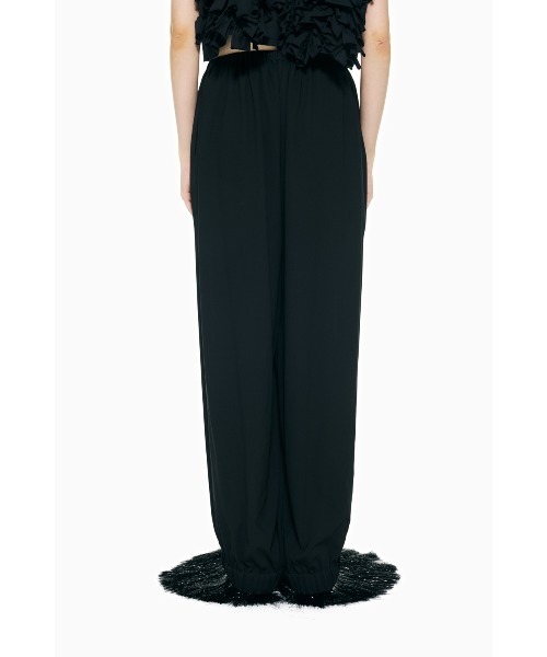 ENFOLD(エンフォルド)の「RELAX ELASTIC-HEM PANTS(その他パンツ・レディース・ブラック/キナリ・38/36/34)」の7枚目の写真