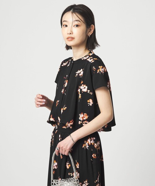 green label relaxing(グリーンレーベルリラクシング)の「フラワー ヨーク フレア ブラウス マシンウォッシャブル・接触冷感(シャツ/ブラウス・レディース・その他1・FREE)」の20枚目の写真