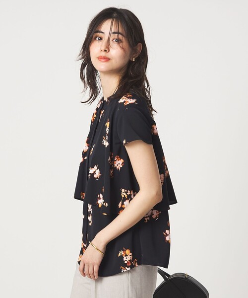 green label relaxing(グリーンレーベルリラクシング)の「フラワー ヨーク フレア ブラウス マシンウォッシャブル・接触冷感(シャツ/ブラウス・レディース・その他1・FREE)」の13枚目の写真