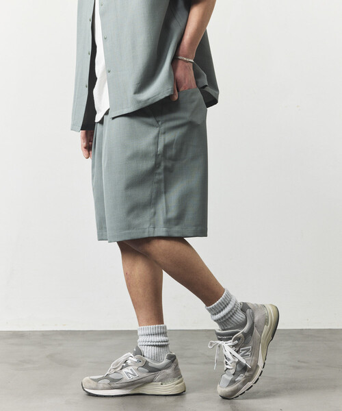 FREAK'S STORE（フリークスストア）の「速乾素材 リラックスフィット イージー ショートパンツ リネン風 ホームケア/LINEN LIKE EASY SHORTS（その他パンツ・メンズ・チャコールグレー/ブラウン/オフホワイト/ブラック/グリーン・SMALL/MEDIUM/LARGE）」の22枚目の写真