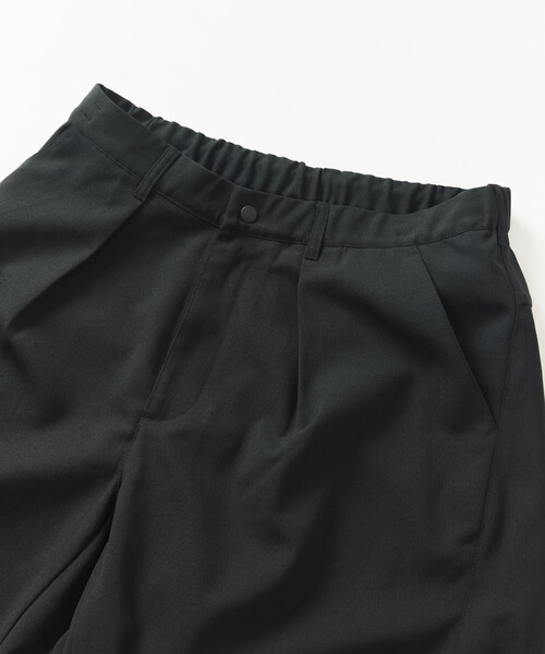 FREAK'S STORE（フリークスストア）の「速乾素材 リラックスフィット イージー ショートパンツ リネン風 ホームケア/LINEN LIKE EASY SHORTS（その他パンツ・メンズ・チャコールグレー/ブラウン/オフホワイト/ブラック/グリーン・SMALL/MEDIUM/LARGE）」の19枚目の写真