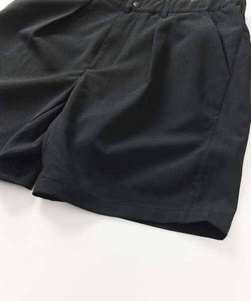 FREAK'S STORE（フリークスストア）の「速乾素材 リラックスフィット イージー ショートパンツ リネン風 ホームケア/LINEN LIKE EASY SHORTS（その他パンツ・メンズ・チャコールグレー/ブラウン/オフホワイト/ブラック/グリーン・SMALL/MEDIUM/LARGE）」の17枚目の写真