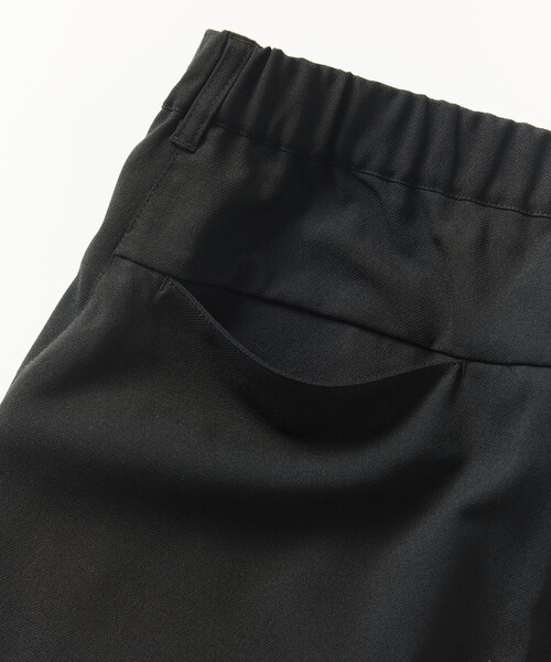 FREAK'S STORE（フリークスストア）の「速乾素材 リラックスフィット イージー ショートパンツ リネン風 ホームケア/LINEN LIKE EASY SHORTS（その他パンツ・メンズ・チャコールグレー/ブラウン/オフホワイト/ブラック/グリーン・SMALL/MEDIUM/LARGE）」の11枚目の写真