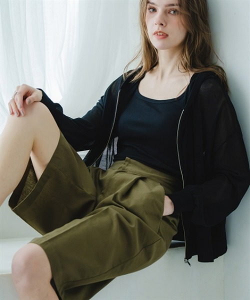 Maison INNESS(メゾンアイネス)の「リネン混バミューダパンツ(UVカット・接触冷感)<大きいサイズ有>(その他パンツ・レディース・カーキ/ライトベージュ・S/M/L/LL/3L/4L/5L)」の18枚目の写真