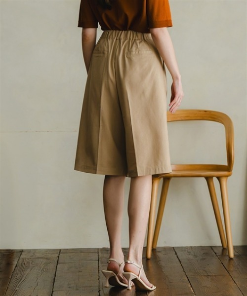 Maison INNESS(メゾンアイネス)の「リネン混バミューダパンツ(UVカット・接触冷感)<大きいサイズ有>(その他パンツ・レディース・カーキ/ライトベージュ・S/M/L/LL/3L/4L/5L)」の14枚目の写真
