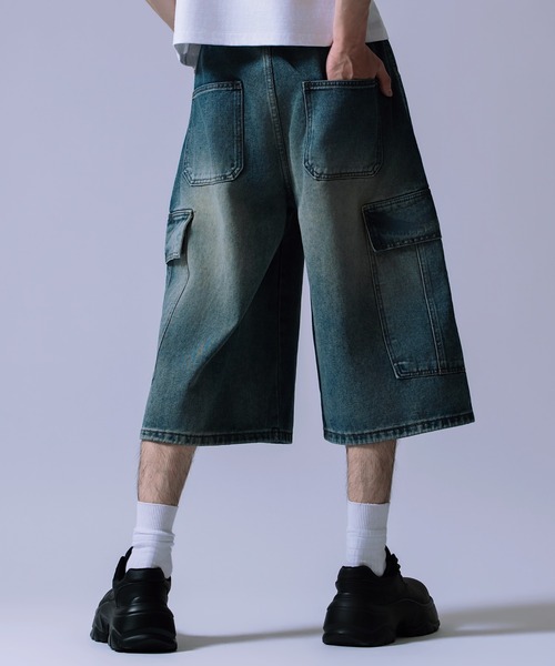 Crownor(クラウノアー)の「ワイドバギー デニムカーゴショーツ(デニムパンツ・メンズ・ブラック/サックスブルー・LARGE/MEDIUM)」の9枚目の写真