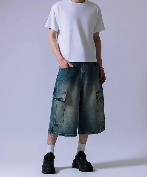 Crownor(クラウノアー)の「ワイドバギー デニムカーゴショーツ(デニムパンツ・メンズ・ブラック/サックスブルー・LARGE/MEDIUM)」の10枚目の写真