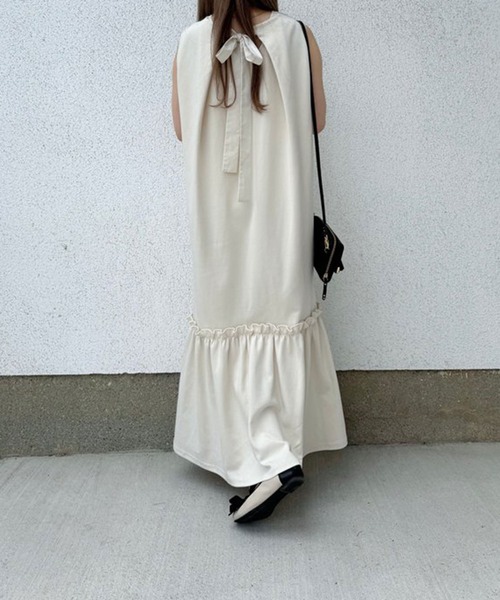 Liala×PG(リアラバイピージー)の「後ろリボン カットソー ワンピース Liala×PG(ワンピース・レディース・バーガンディー/ブラック/アイボリー・M/S)」の20枚目の写真