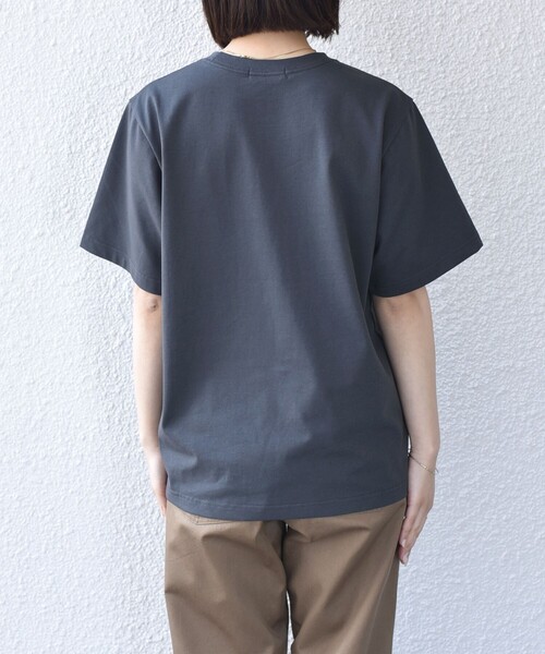 SHIPS Colors(シップス カラーズ)の「SHIPS Colors:〈接触冷感・UVカット〉PARIS フォト TEE◇(Tシャツ/カットソー・レディース・ダークグレー/オフホワイト/ブラウン・ONE SIZE)」の16枚目の写真