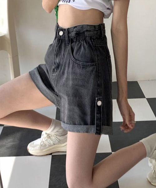Miniministore(ミニミニストア)の「ロールアップ デニムショートパンツ 美脚(デニムパンツ・レディース・ブラック/ブルー・XL/S/M/L)」の18枚目の写真
