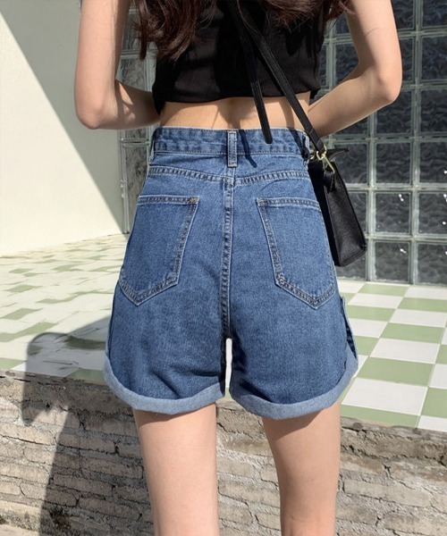 Miniministore(ミニミニストア)の「ロールアップ デニムショートパンツ 美脚(デニムパンツ・レディース・ブラック/ブルー・XL/S/M/L)」の20枚目の写真
