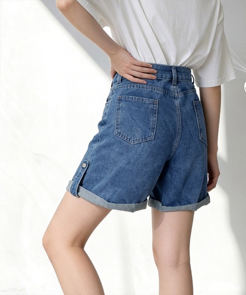Miniministore(ミニミニストア)の「ロールアップ デニムショートパンツ 美脚(デニムパンツ・レディース・ブラック/ブルー・XL/S/M/L)」の13枚目の写真