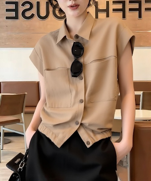 AMAJI(アマジ)の「Vネック 七分袖 ブラウス(シャツ/ブラウス・レディース・ベージュ・SMALL/MEDIUM/LARGE/X-LARGE)」の2枚目の写真