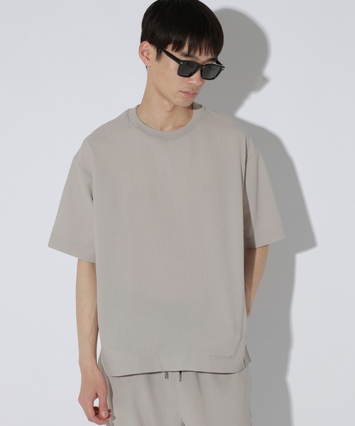 LAKOLE(ラコレ)の「シボサッカープルオーバー / 650643(Tシャツ/カットソー・メンズ・カーキ/ライトグレー/ブラック・MEDIUM/LARGE/X-LARGE)」の1枚目の写真