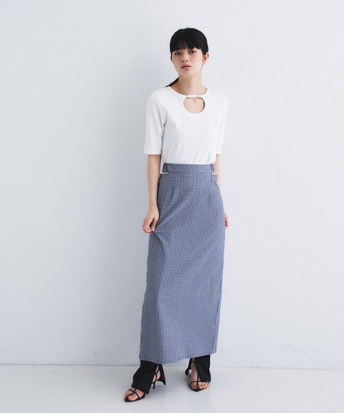 CODE A(コードエー)の「rib jersey point neck tee(Tシャツ/カットソー・レディース・ホワイト/ライトイエロー系/ボルドー/ブラック・00)」の6枚目の写真