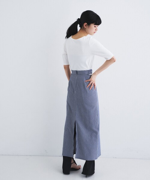 CODE A(コードエー)の「rib jersey point neck tee(Tシャツ/カットソー・レディース・ホワイト/ライトイエロー系/ボルドー/ブラック・00)」の7枚目の写真