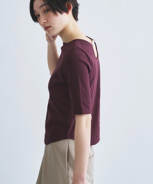 CODE A(コードエー)の「rib jersey point neck tee(Tシャツ/カットソー・レディース・ホワイト/ライトイエロー系/ボルドー/ブラック・00)」の15枚目の写真
