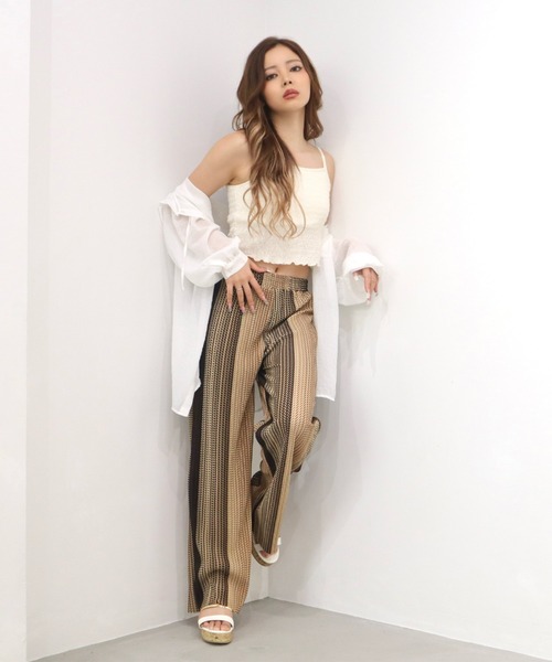 CECIL McBEE(セシルマクビー)の「グラデーション風カットプリーツストレーツパンツ(その他パンツ・レディース・ベージュ/ブラック・LARGE/MEDIUM)」の3枚目の写真