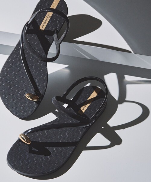 IPANEMA(イパネマ)の「<Ipanema>GLAMRING Toering(サンダル・レディース・ブラック・23cm/24.5cm/22cm/24cm)」の7枚目の写真