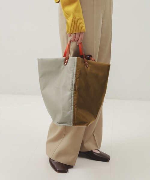 Demi-Luxe BEAMS(デミルクス ビームス)の「LA TESORINA / NASTRO トートバッグ(トートバッグ・レディース・その他2/その他1・ONE SIZE)」の2枚目の写真