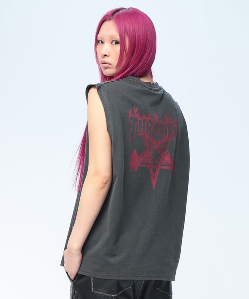 THRASHER(スラッシャー)の「THRASHER (スラッシャー) ノースリーブ バックプリント ブランドロゴ Tシャツ メンズ レディース(Tシャツ/カットソー・メンズ・ブルー/ピンク/ブラック×レッド/ブラック×ブラック・L/M)」の2枚目の写真