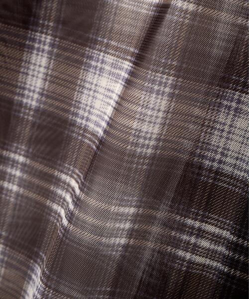 AVIREX(アヴィレックス)の「《直営店限定》SHEER CHECK SHIRT(シャツ/ブラウス・レディース・オレンジ/ベージュ・F)」の16枚目の写真