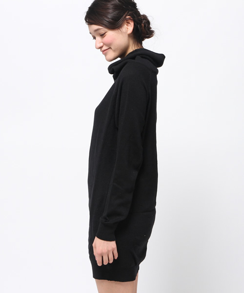 OUTLET（アウトレット）の「【mystic】ベーシックオフタートルワンピース（ワンピース・レディース・レッド/ブラック/グレー/オフホワイト・FREE）」の13枚目の写真