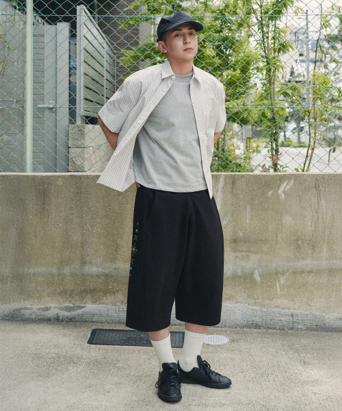 XERO（ゼロ）の「ハーフクロップチェックシャツ[アイボリー]（シャツ/ブラウス・レディース・その他・MEDIUM/LARGE）」の2枚目の写真