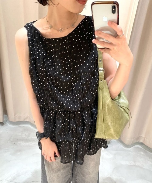 Kastane(カスタネ)の「【一部店舗限定/ドット&無地/セットアップ対応】B ドットワッシャープリーツチュニック(チュニック・レディース・ブラック系その他/ブラック/アイボリー・FREE)」の3枚目の写真