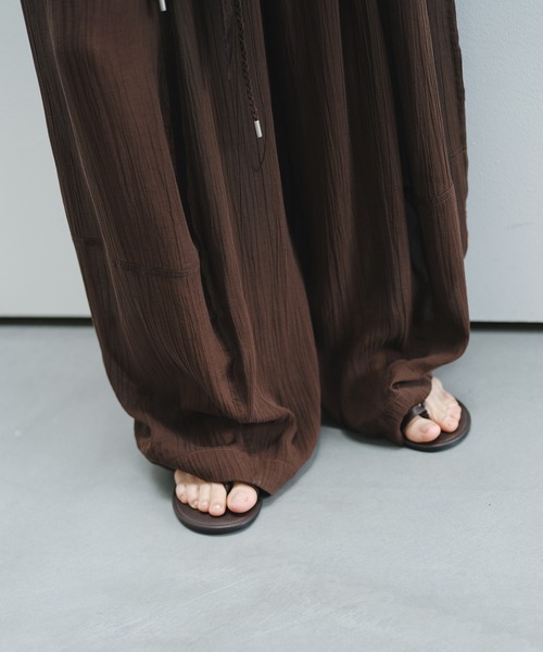 tageechita(タジチタ)の「【tageechita】カーブシルエット ドローストリングパンツ(その他パンツ・レディース・ブラウン/アイボリー・L/M/S)」の15枚目の写真