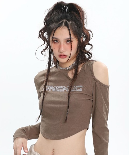 WESTBOY(ウエストボーイ)の「Y2K ラインストーン カットアウト スリムシルエット クロップドトップス WOG26S2TP04(Tシャツ/カットソー・レディース・ブラック/ブラウン・FREE)」の3枚目の写真
