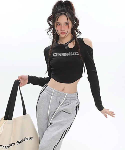 WESTBOY(ウエストボーイ)の「Y2K ラインストーン カットアウト スリムシルエット クロップドトップス WOG26S2TP04(Tシャツ/カットソー・レディース・ブラック/ブラウン・FREE)」の16枚目の写真