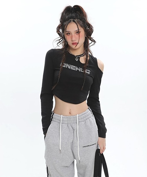 WESTBOY(ウエストボーイ)の「Y2K ラインストーン カットアウト スリムシルエット クロップドトップス WOG26S2TP04(Tシャツ/カットソー・レディース・ブラック/ブラウン・FREE)」の17枚目の写真