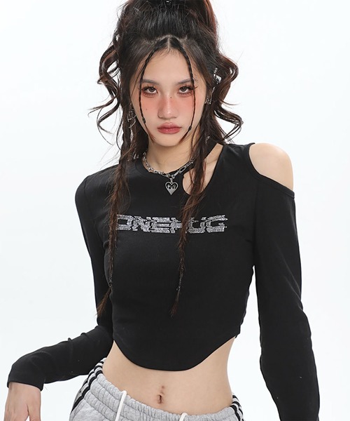 WESTBOY(ウエストボーイ)の「Y2K ラインストーン カットアウト スリムシルエット クロップドトップス WOG26S2TP04(Tシャツ/カットソー・レディース・ブラック/ブラウン・FREE)」の15枚目の写真