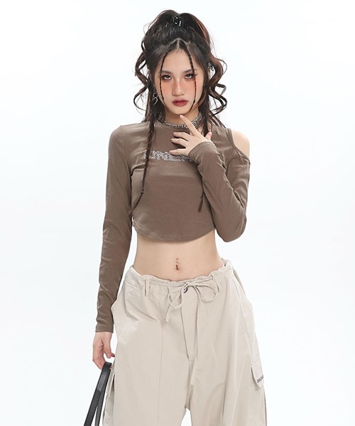 WESTBOY(ウエストボーイ)の「Y2K ラインストーン カットアウト スリムシルエット クロップドトップス WOG26S2TP04(Tシャツ/カットソー・レディース・ブラック/ブラウン・FREE)」の9枚目の写真