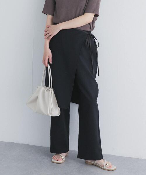 URBAN RESEARCH DOORS(アーバンリサーチドアーズ)の「ラップレイヤードストレートパンツ(その他パンツ・レディース・グレー/ブラック・FREE)」の6枚目の写真