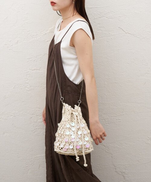CIAOPANIC TYPY(チャオパニックティピー)の「:【Aguni】マクラメスパンコール巾着BAG(ショルダーバッグ・レディース・アイボリー・ONE SIZE)」の5枚目の写真