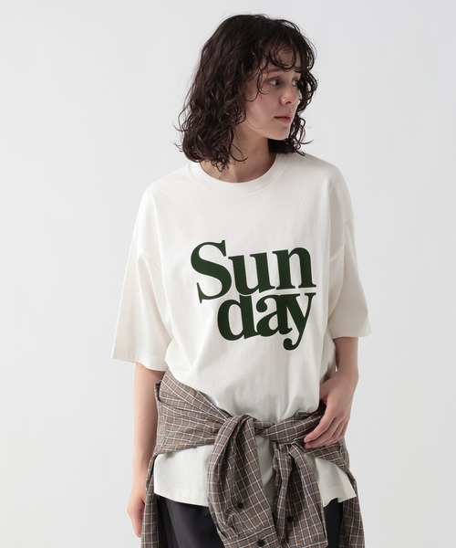 GEORGE'S(ジョージズ)の「サンデイアートプリントTシャツ(Tシャツ/カットソー・メンズ・オフホワイト/ワインレッド・MEDIUM/LARGE)」の14枚目の写真