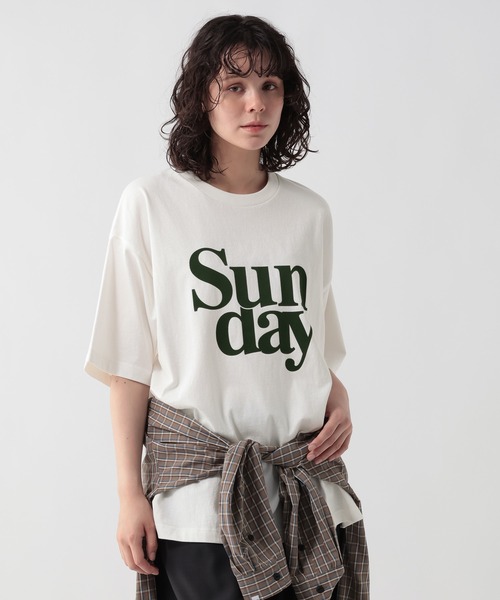 GEORGE'S(ジョージズ)の「サンデイアートプリントTシャツ(Tシャツ/カットソー・メンズ・オフホワイト/ワインレッド・MEDIUM/LARGE)」の15枚目の写真