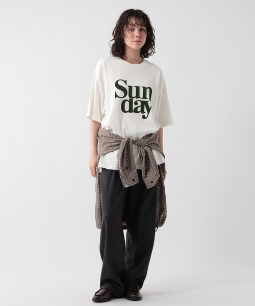 GEORGE'S(ジョージズ)の「サンデイアートプリントTシャツ(Tシャツ/カットソー・メンズ・オフホワイト/ワインレッド・MEDIUM/LARGE)」の11枚目の写真
