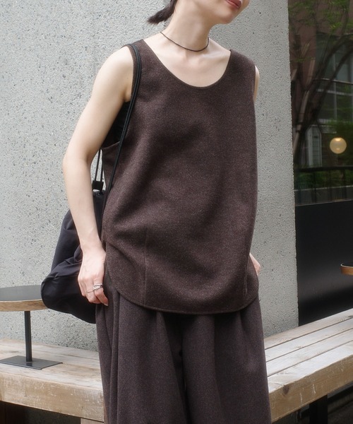 select MOCA by son（セレクトモカバイソン）の「ウールタッチサイドタックベスト【セットアップ対応】【by SON】（ベスト・レディース・ブラウン/チャコールグレー・FREE）」の12枚目の写真