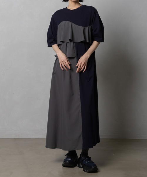 MARECHAL TERRE(マルシャルテル)の「2Wayフリルワンピース(ワンピース・レディース・カーキ/ネイビー/ブラック/チョコ・MEDIUM)」の4枚目の写真