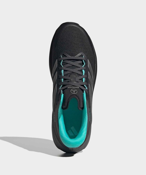 adidas(アディダス)の「スーパーノバ ライズ 3 MERCEDES-AMG PETRONAS F1チーム / SUPERNOVA RISE 3 MERCEDES AMG PETRONAS F1 TEAM / アディダス adidas(スニーカー・メンズ・ブラック・29.0cm/28.5cm/28.0cm/27.5cm/27.0cm/26.5cm/26.0cm/25.5cm/25.0cm)」の2枚目の写真