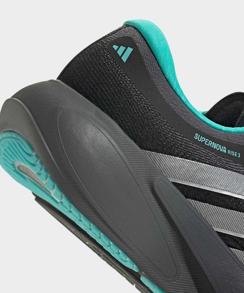 adidas(アディダス)の「スーパーノバ ライズ 3 MERCEDES-AMG PETRONAS F1チーム / SUPERNOVA RISE 3 MERCEDES AMG PETRONAS F1 TEAM / アディダス adidas(スニーカー・メンズ・ブラック・29.0cm/28.5cm/28.0cm/27.5cm/27.0cm/26.5cm/26.0cm/25.5cm/25.0cm)」の7枚目の写真
