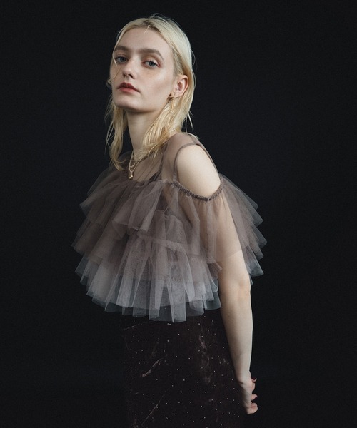 et.UNiVER(エトユニベール)の「Drape slip dress(ドレス・レディース・ブラウン/グレー/ブラック・SMALL/MEDIUM/LARGE)」の3枚目の写真