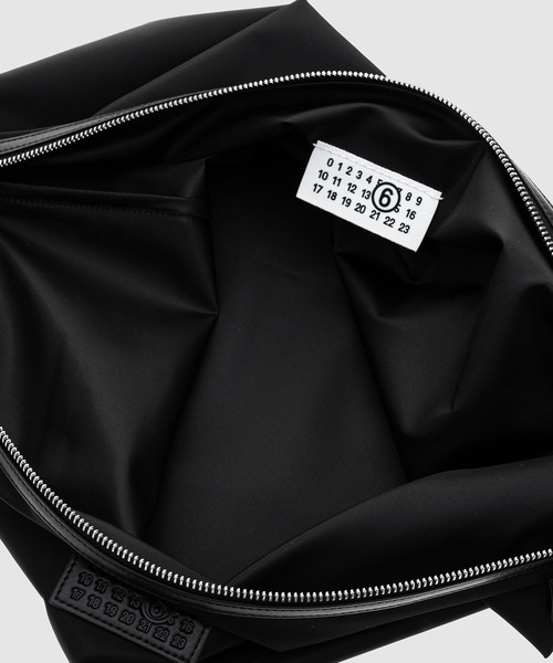 MM6 Maison Margiela(エムエムシックス メゾン マルジェラ)の「SHOULDER BAG(ショルダーバッグ・レディース・その他1/その他2・UNI)」の10枚目の写真