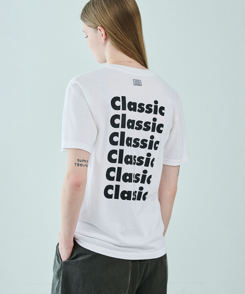 TANGTANG(タンタン)の「TANGTANG | 〈別注〉 半袖Tシャツ AIN’T CLASSIC WOMEN(Tシャツ/カットソー・レディース・ホワイト・S)」の1枚目の写真
