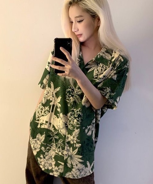 AVYL(アヴィル)の「ヴィンテージライクハワイアンボタニカル総柄半袖アロハシャツ(シャツ/ブラウス・レディース・グリーン・M)」の19枚目の写真