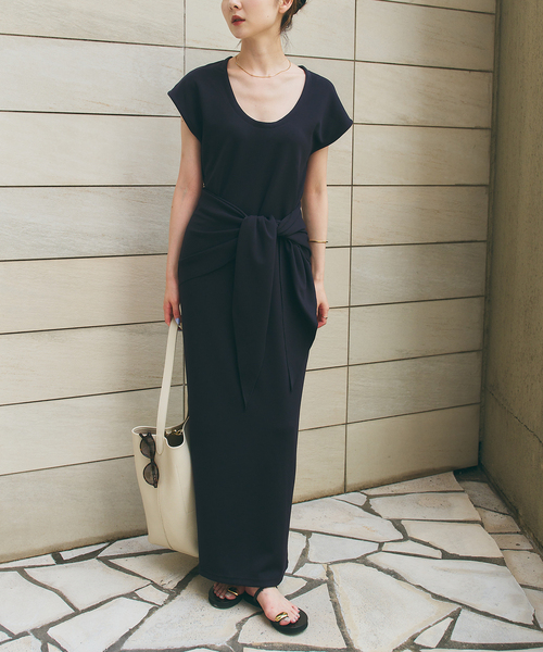 Noble(ノーブル)の「《・WEB&虎ノ門限定》【RITA×SELLICHI】スカーフ付きワンピース(ワンピース・レディース・ブラック/ホワイト・FREE)」の9枚目の写真